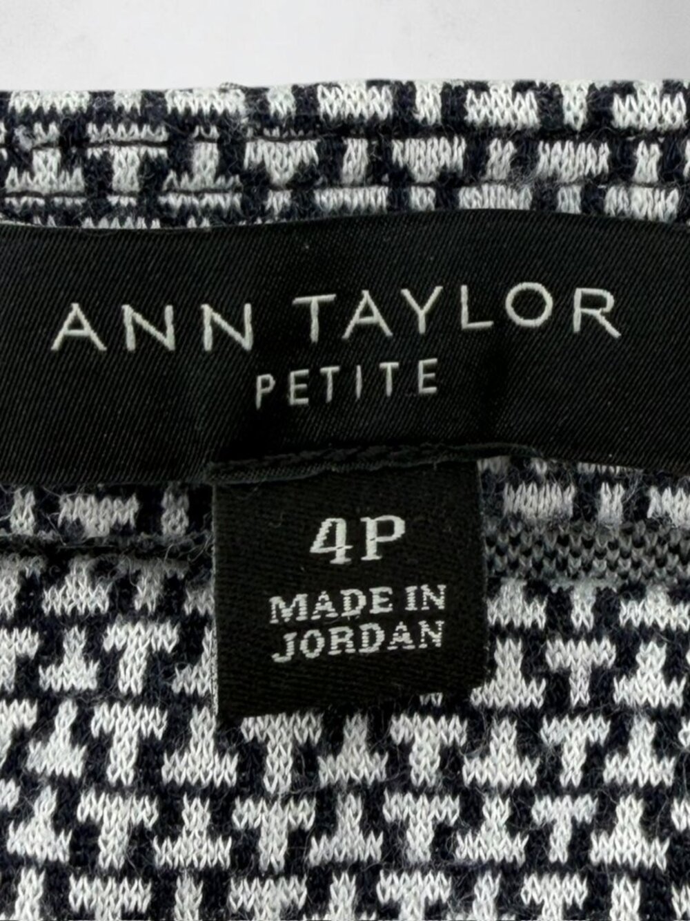 Ann Taylor Black & White Geo Texture Midi Skirt - Picture 2 of 5